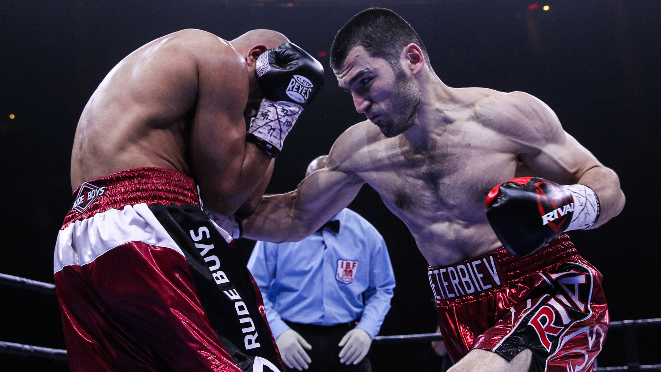 Artur Beterbiev delivers a KO in his PBC Debut2160 x 1215