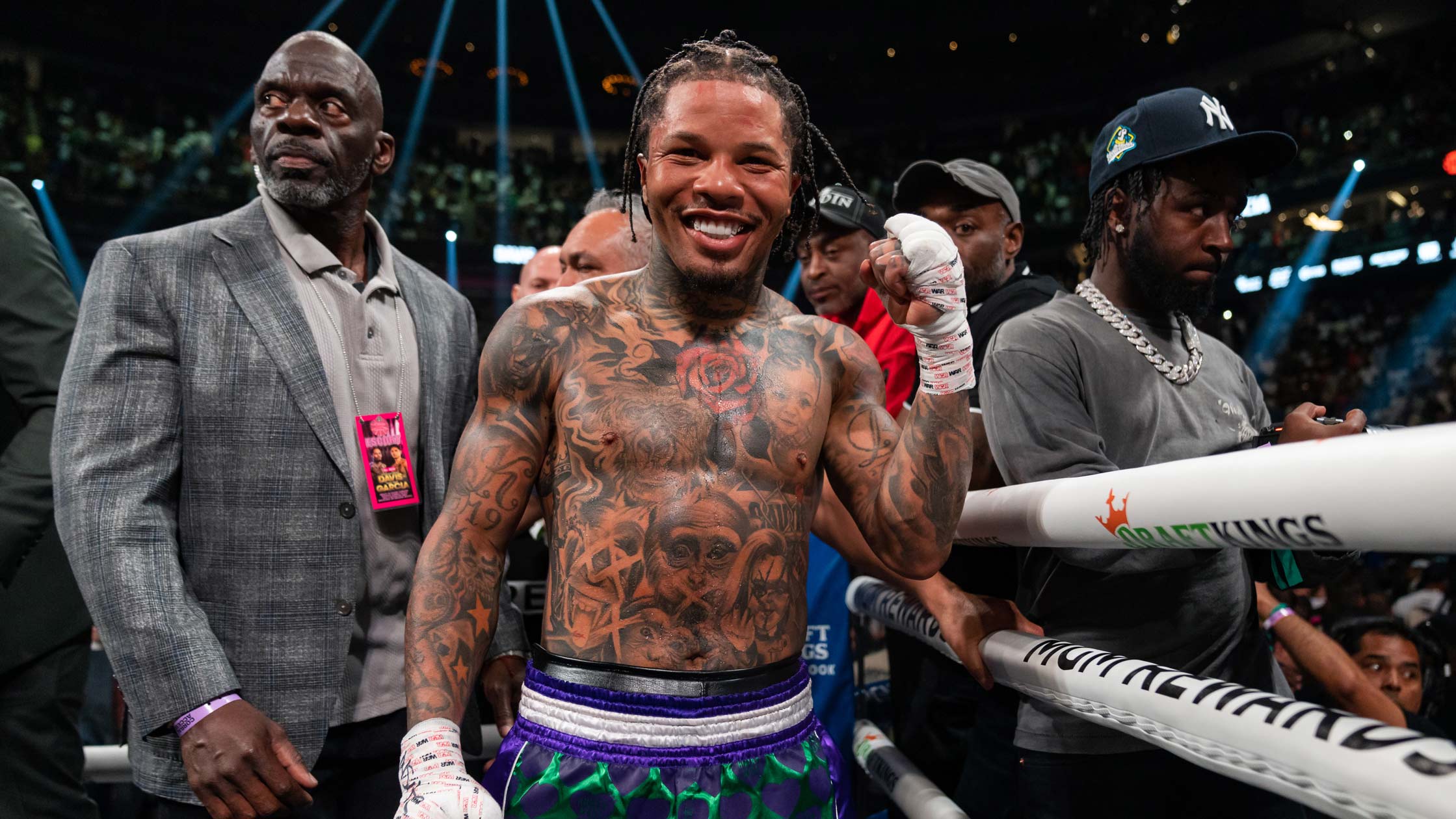 The Face of Boxing: Davis Stops Garcia In Seven