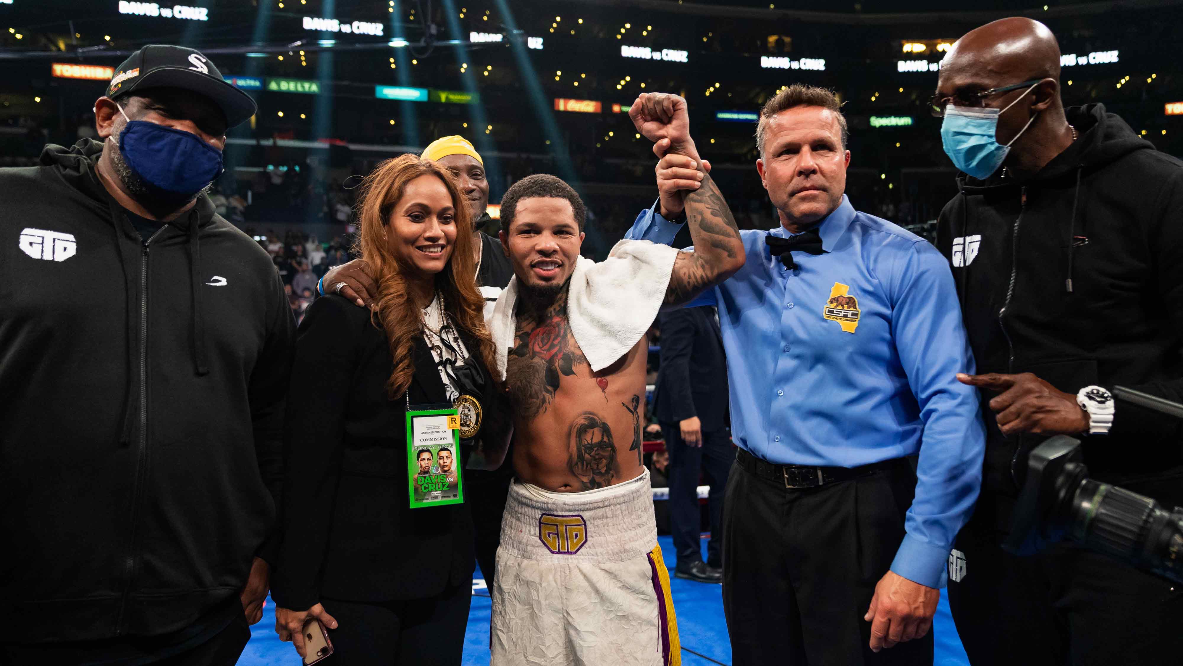 Gervonta "Tank" Davis Outpoints Isaac Cruz, Retains World Title