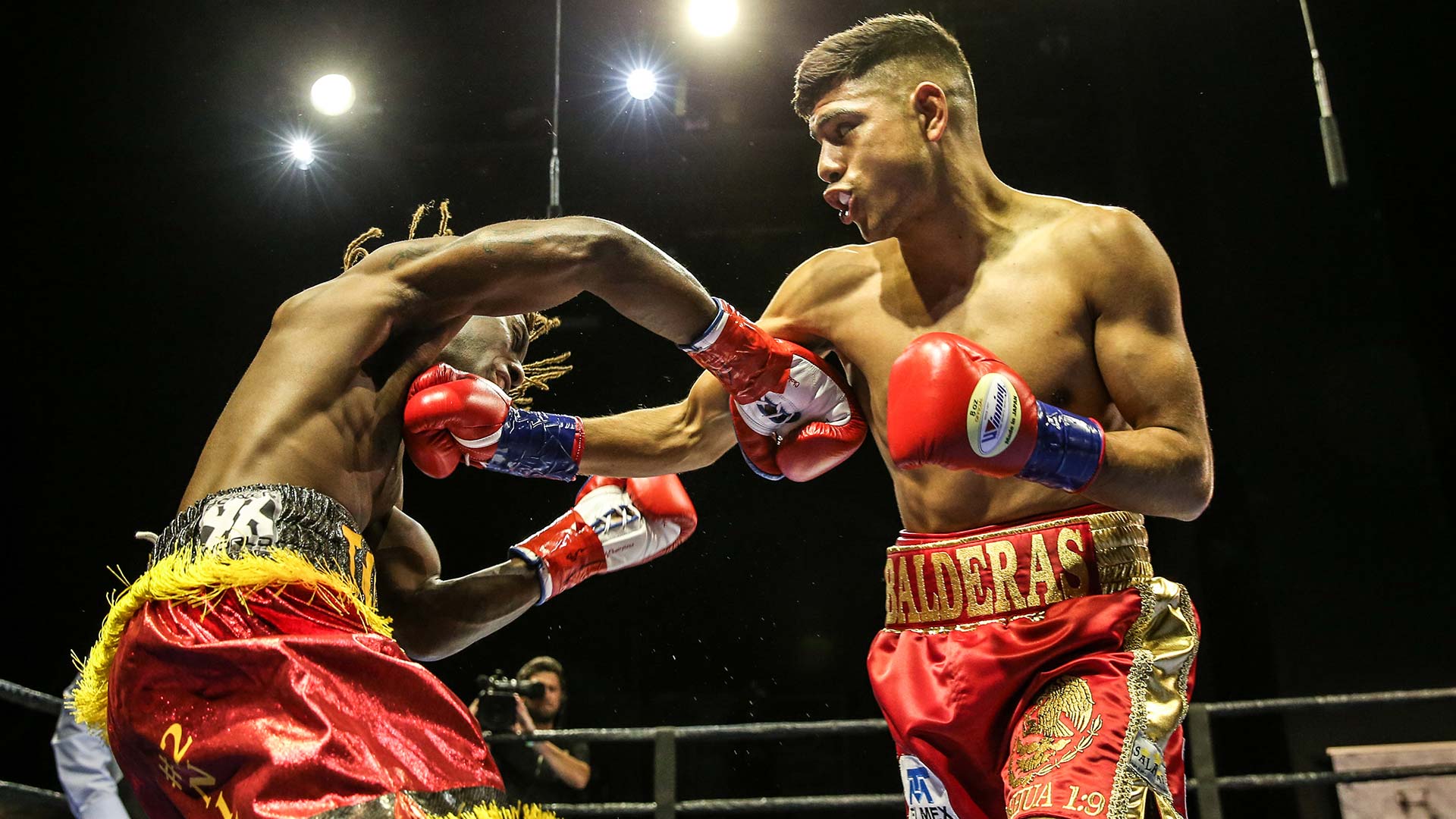 Balderas vs Smith - Watch Fight Videos | April 9, 2017