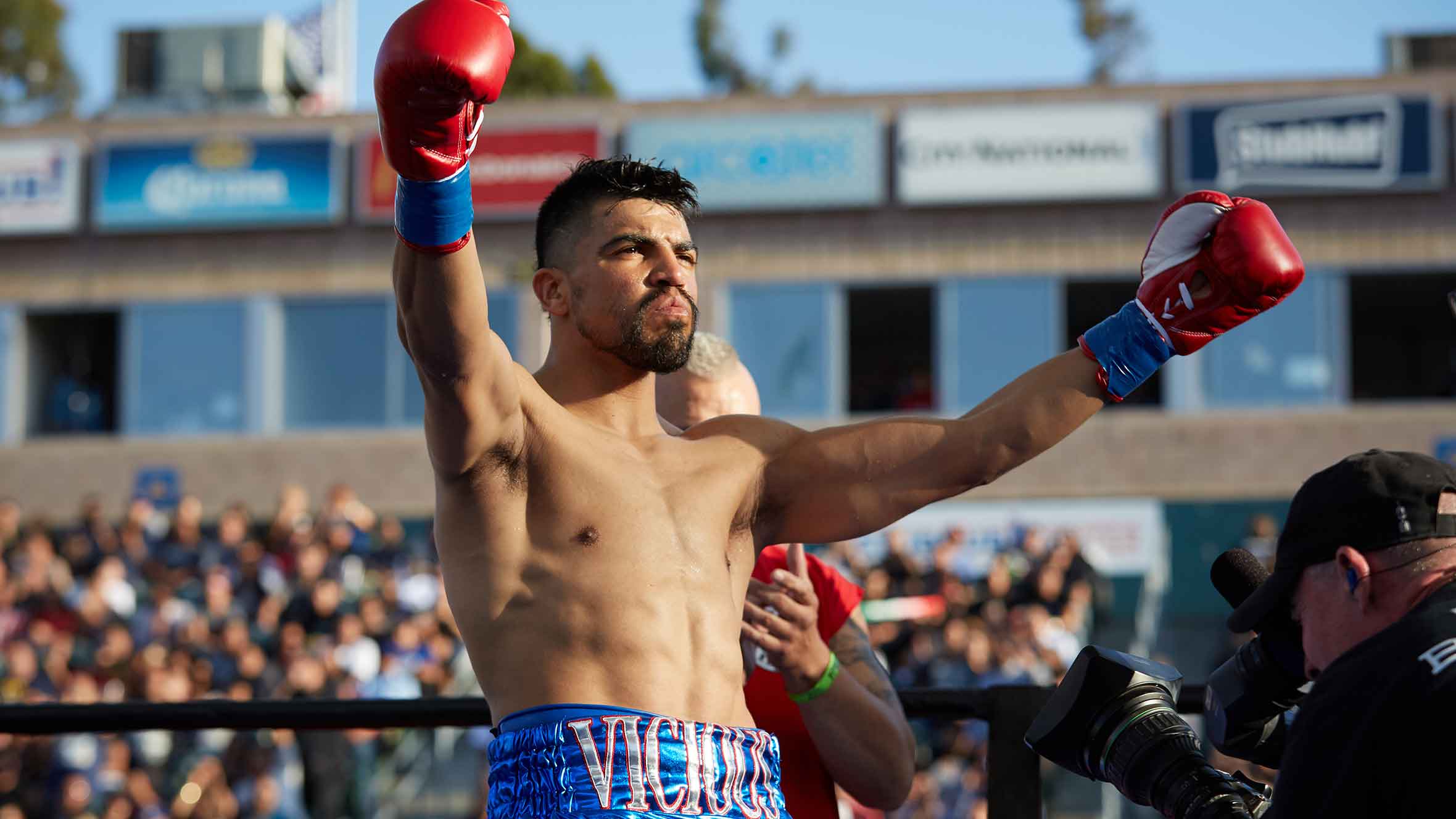 12 Rounds With … Victor Ortiz