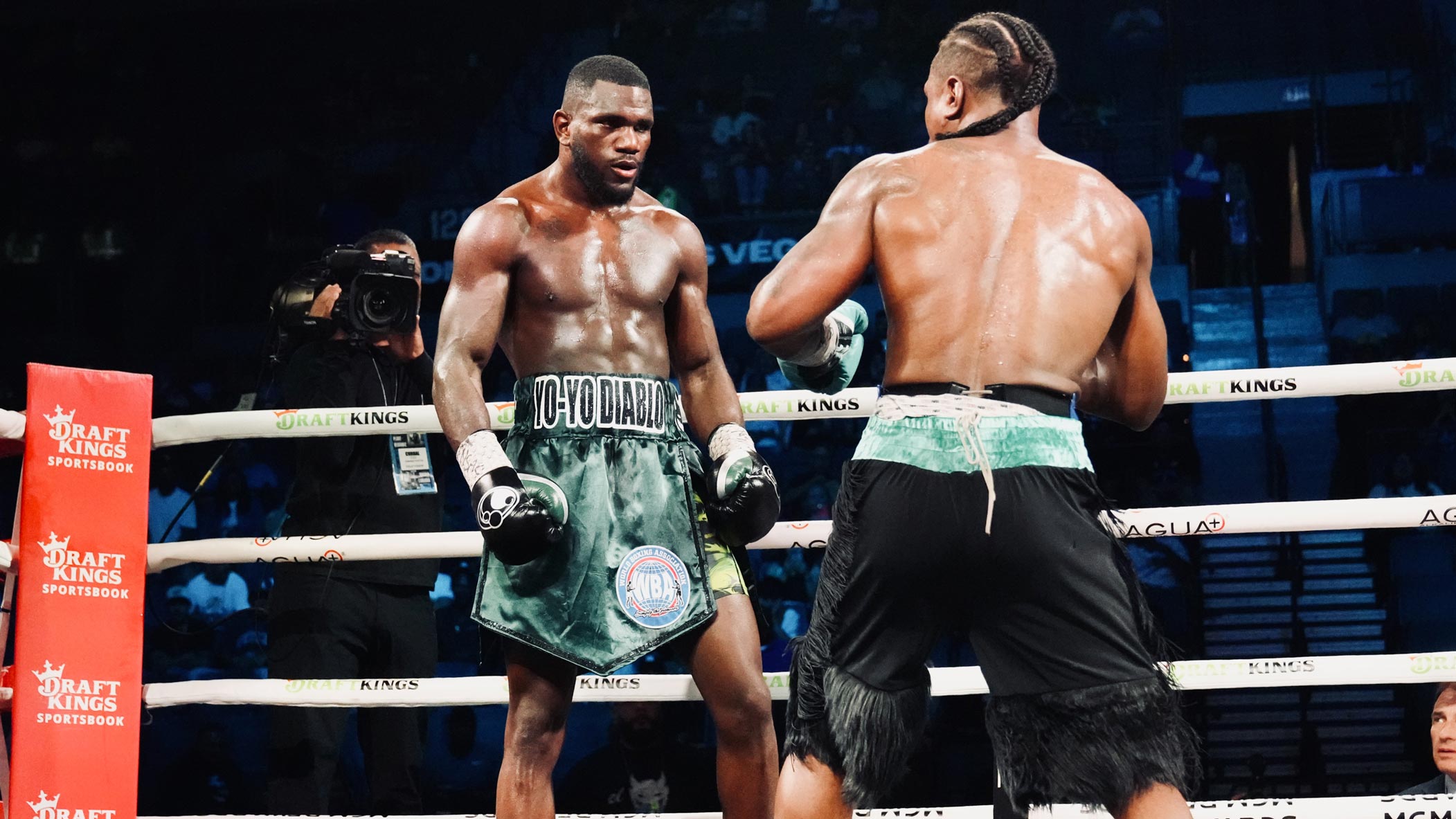 Yoenli Hernandez vs Terrell Gausha