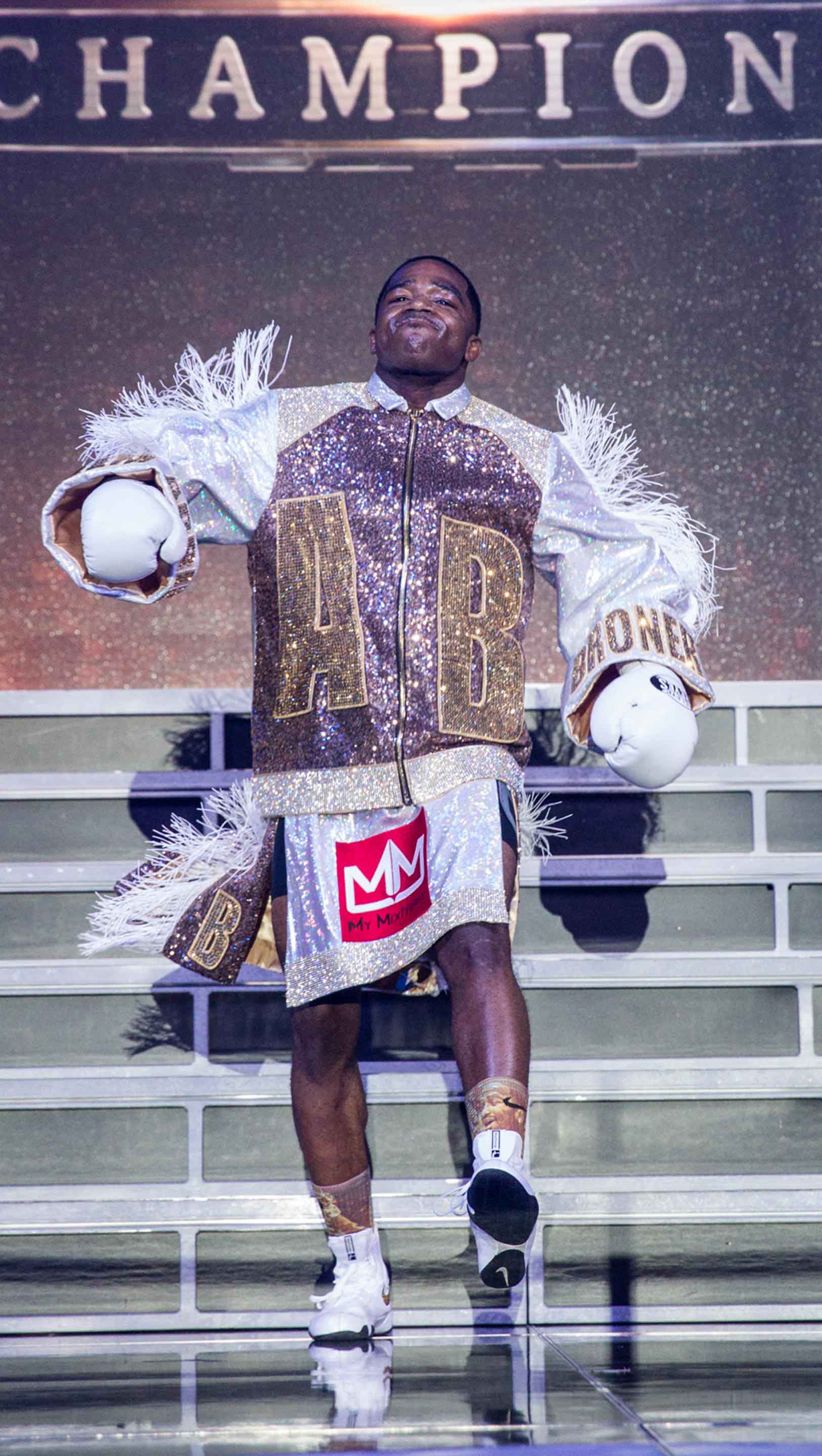 Broner makes his entrance
