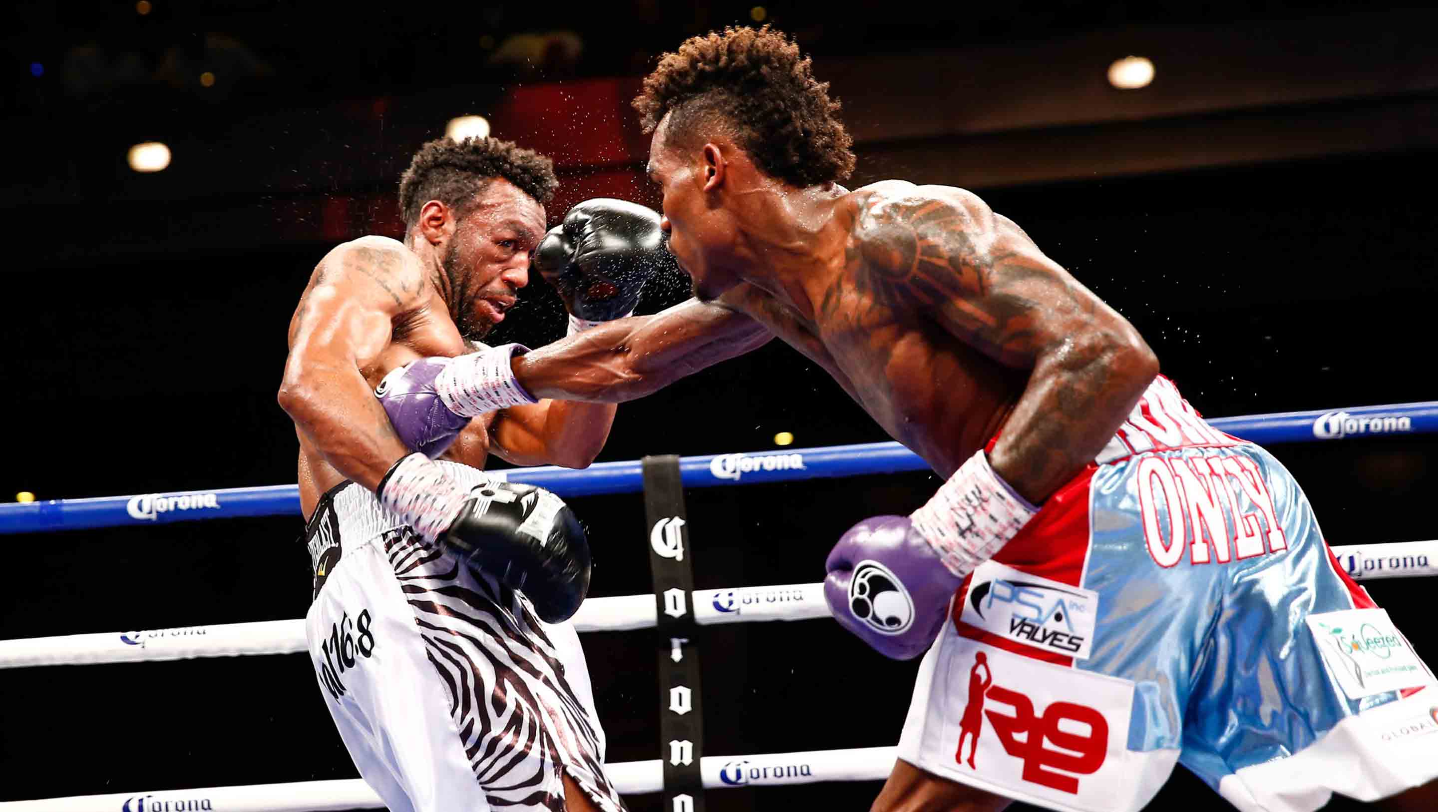 Charlo works his right