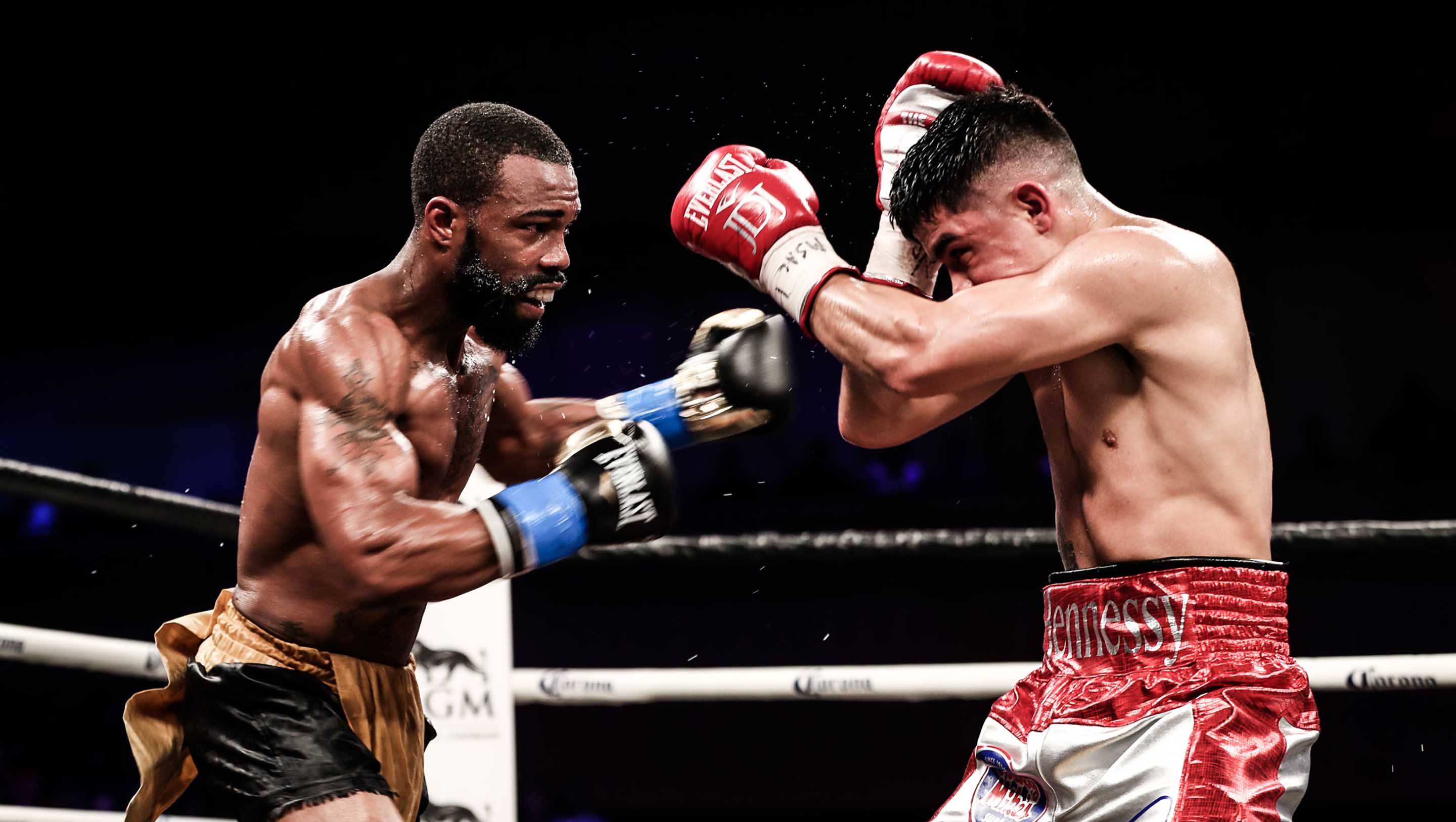 Diaz prepares for left hand