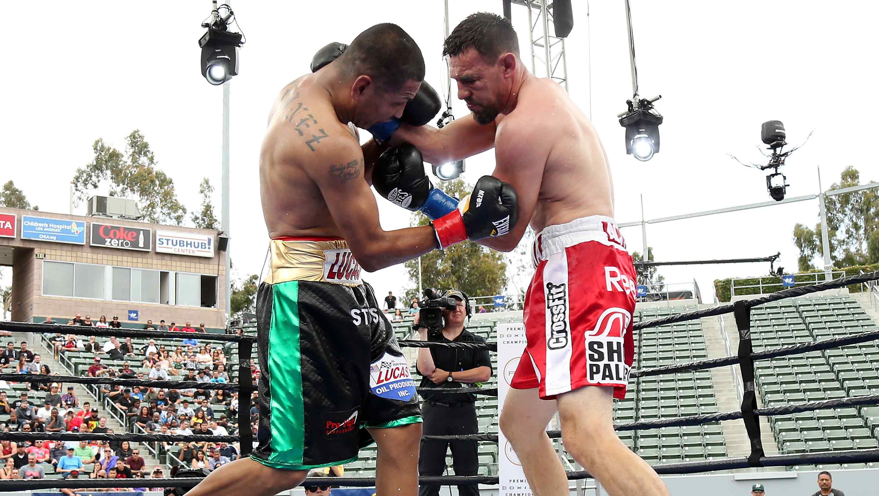 Guerrero and Martinez lock arms