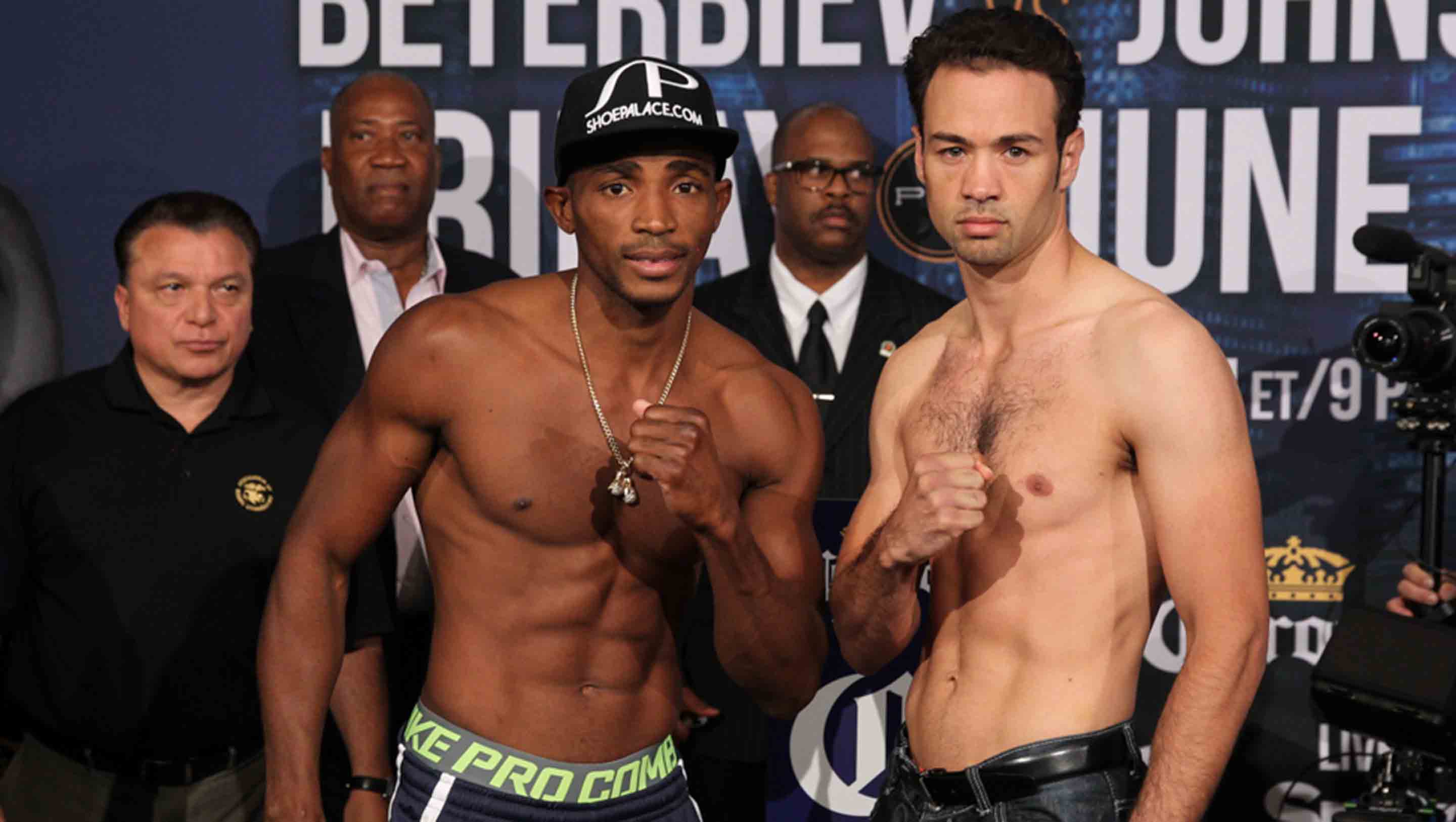Lara and Rodriguez meet at weigh-in