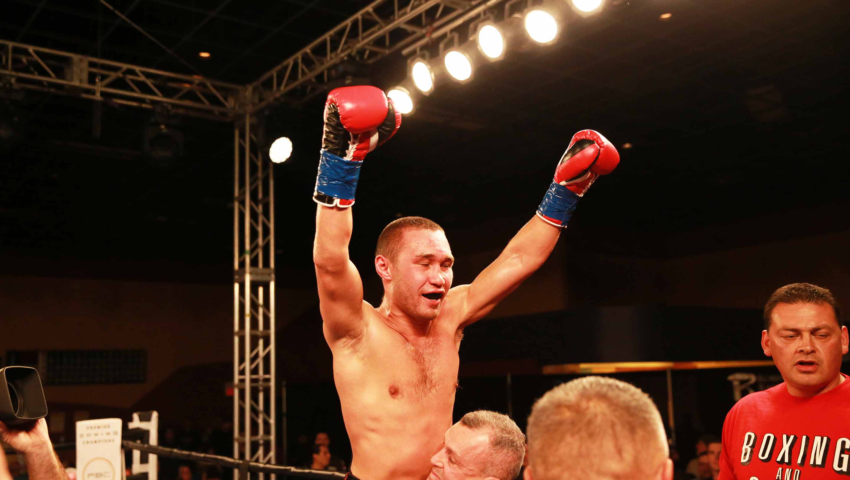 Lipinets celebrates his win