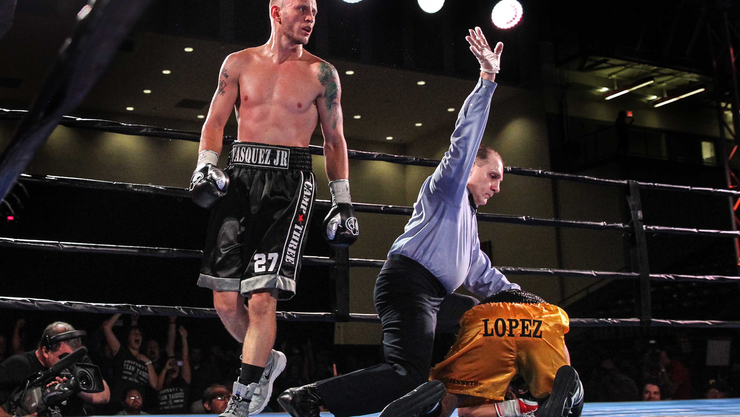 Lopez down in Round 5
