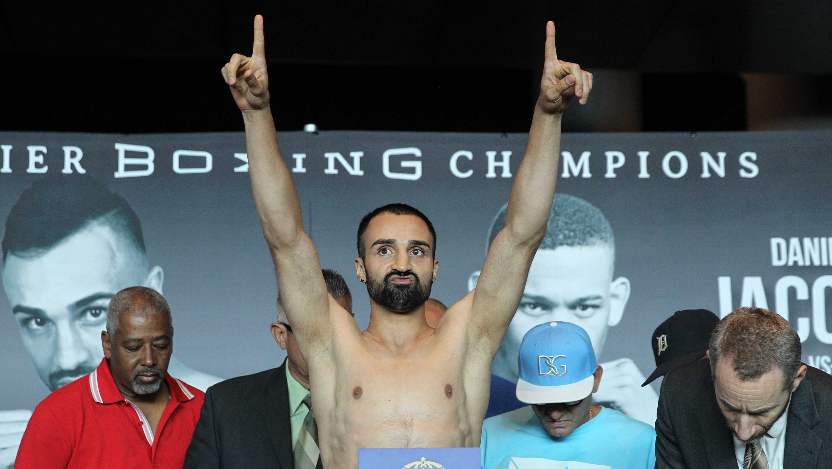 Malignaggi weighs in