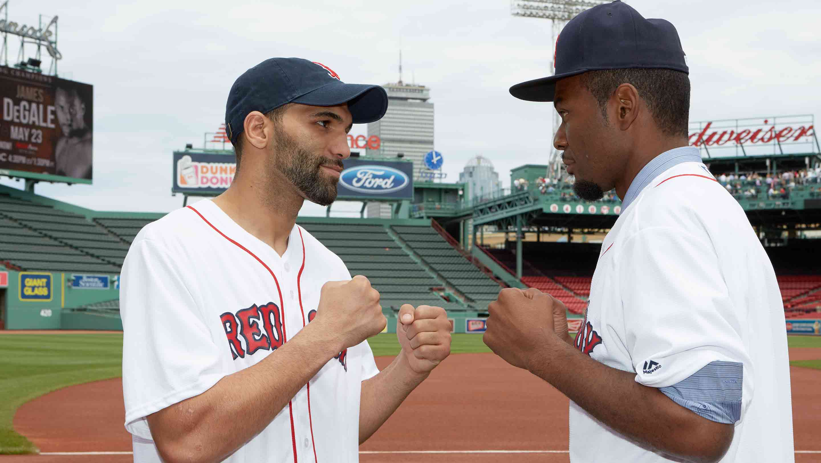 Baker and Rodriguez meet at the press conference