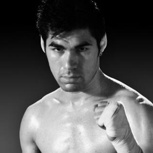 Alejandro Barrera fighter profile