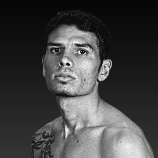 Roger Gutierrez fighter profile
