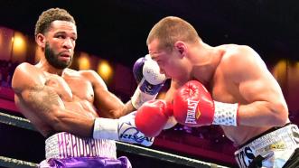 Sergey Lipinets Stops Lamont Peterson in a Thriller