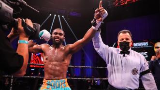 Jaron Ennis Dominates Sergey Lipinets, Scores Sixth Round KO