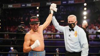 Nestor Bravo Outpoints Jose Luis Gallegos, Remains Unbeaten