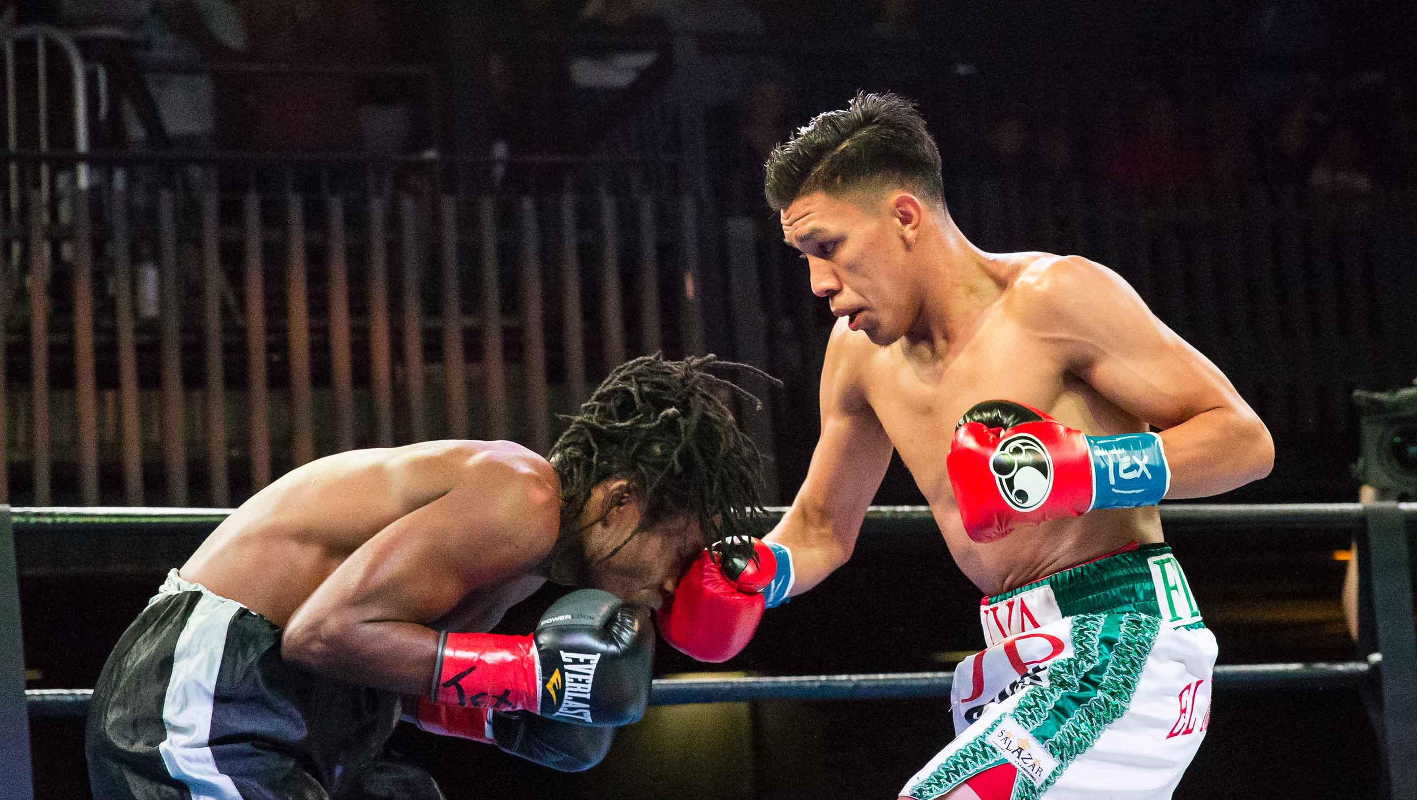 Flores vs Tetteh full fight: November 10, 2015